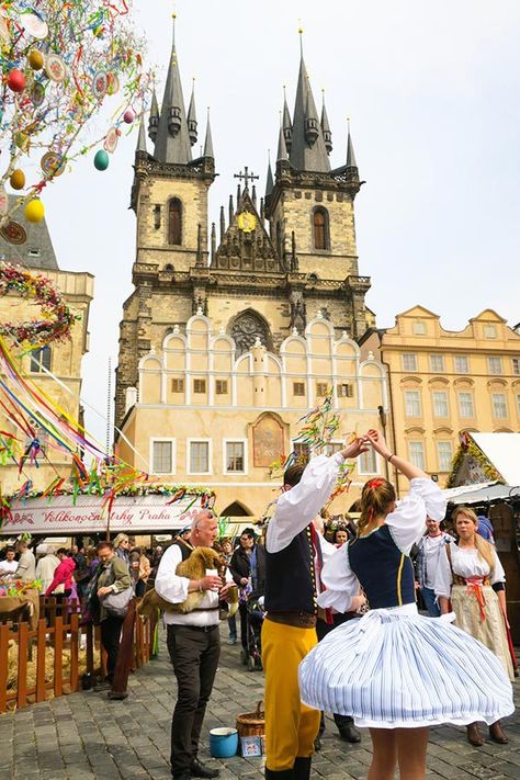 People dancing in traditional clothes at Prague Easter Market at Prague's Old Town Square Prague Easter Market, Prague Spring, Prague Old Town, Prague Travel, Prague Castle, Old Town Square, Spring Celebration, Quirky Art, People Dancing