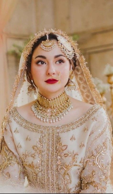 Asian Wedding Dress Pakistani, Wedding Fancy, Simple Bride, Desi Wedding Dresses, Nikkah Dress, Latest Bridal Dresses, Bridal Dresses Pakistan, Pakistani Fancy Dresses, Salwar Kamiz