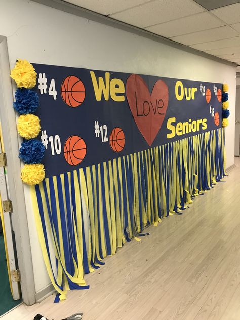 Basketball Game Decorations, Basketball Senior Night Ideas Boys, Basketball Senior Night Decoration Ideas, Senior Night Signs Basketball, Basketball Homecoming Decorations, Senior Day Decorations Sports, Senior Appreciation Ideas, Basketball Senior Night Gym Decorations, Basketball Spirit Ideas