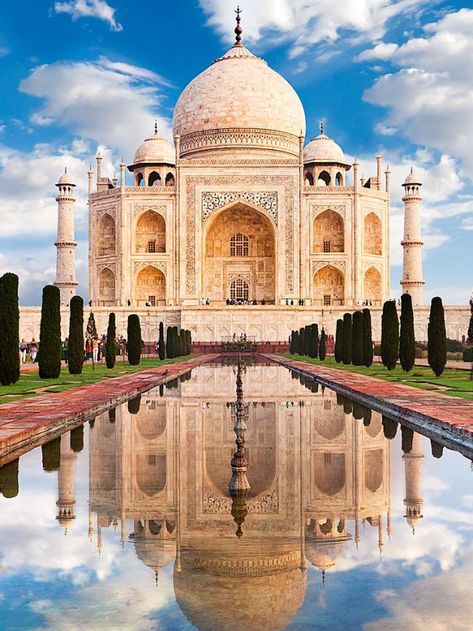 India Taj Mahal Aesthetic, India Tourism Photography, Pictures Of Taj Mahal, Taj Mahal Side View, India Famous Place, Thajmahalah Photo, Tajmahal Photography Taj Mahal, Taj Mahal Photo Ideas, Taj Mahal Pictures