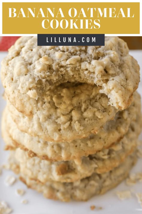 Thick and chewy banana oatmeal cookies are to die for!! The bananas and oatmeal gives this cookie the BEST texture. #bananaoatmealcookies #cookies #dessert #oatmealcookies #banana Oatmeal Banana Cookies, Banana Oatmeal Cookies Healthy, Banana Cookie Recipe, Banana Oat Cookies, Oatmeal Coconut Cookies, Oatmeal Banana, Lil Luna, Cookie Cake Pie, Banana Oatmeal Cookies