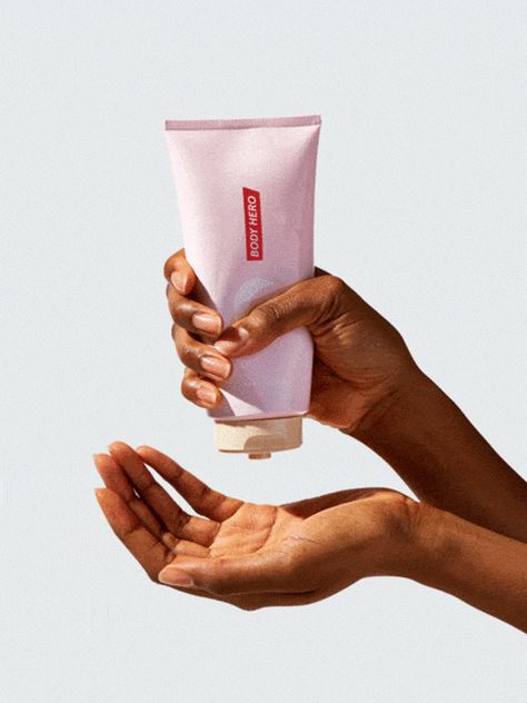 GIF of model squeezing out Cleanser into hand Glossier Cosmetics, Body Hero, Skincare Products Photography, Oil Body Wash, Cosmetics Photography, Moisturizer For Oily Skin, Beauty Products Photography, Hands Holding, First Aid Beauty