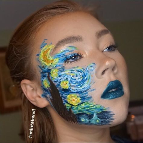 Amazing Starry Nights ✨🌙💙 (@amazingstarrynights) • Fotos y vídeos de Instagram How To Make Starry Night, Van Gogh Starry Night Makeup, Starry Night Halloween Costume, Starry Night Face Paint, Van Gogh Halloween Costume, Painting Makeup Art, Starry Night Makeup Look, Face Paint Halloween Costumes, Starry Night Costume