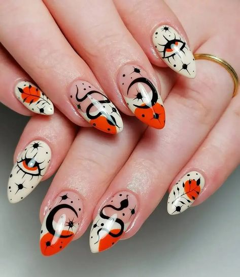 26 Awesome Neutral Halloween Nails 2023 for Celebrities 2 Spring Goth Nails, Tarot Card Nails, Moth Nails, Nail Art Goth, Neutral Halloween Nails, Octopus Nails, Neutral Halloween, Witchy Nails, Spring Nail Art