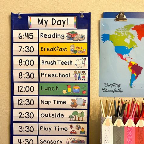 Stay organized and plan each day with your children using these fun Visual Schedule Cards! Perfect for homeschooling, virtual learning, in the classroom and for little ones learning about their day. Kindergarten Schedule, Classroom Schedule Cards, Daily Schedule Cards, Picture Schedule, Schedule Board, Classroom Schedule, Preschool Schedule, Diy Preschool, Toddler Schedule