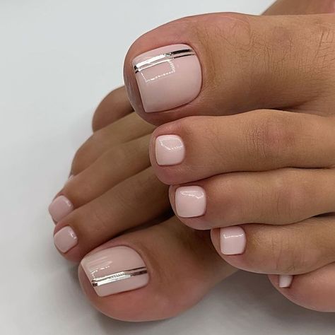 Leg Nail Extensions, Legs Gel Polish, Legs Gel Polish Design, Feet Gel Polish Design, Nail Polish For Leg Nails, Feet Extension Design, Nail Art For Leg Nails, Leg Gel Polish Design, Feet Extension Nail Art