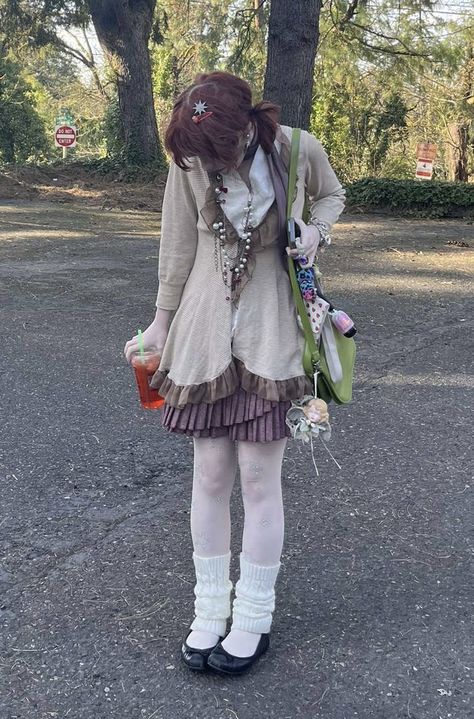 Lots Of Layers Outfit, Layering Outfits Alternative, Cute Apron Outfit, Ruffles Skirt Outfit, White Top With Skirt Outfit, Cute Layered Winter Outfits, How To Make A Layered Skirt, What Do I Wear To School, Light Clothes Aesthetic