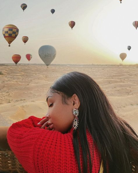 Black Woman Luxury Aesthetic, Aaliyah Jay, Arizona Aesthetic, Air Balloon Festival, Hot Air Balloon Festival, Balloon Pictures, Hot Air Balloon Rides, Black Femininity, Beauty Photos