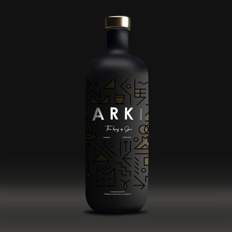 Black Bottle Design, Dark Packaging, Bottle Packaging Design, Wine Bottle Label Design, Packaging Label Design, Drinks Packaging Design, Bottle Design Packaging, Alcohol Packaging, Black Packaging