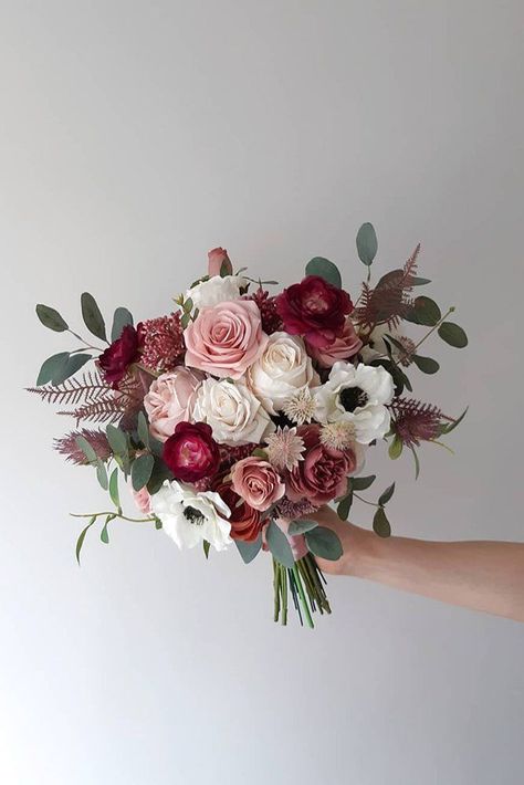 Burgundy Wedding Theme, Burgundy Wedding Flowers, Bouquet With Roses, Vintage Bridal Bouquet, Burgundy And Blush Wedding, Maroon Wedding, Fragrant Candles, Fall Wedding Bouquets, Fall Wedding Flowers