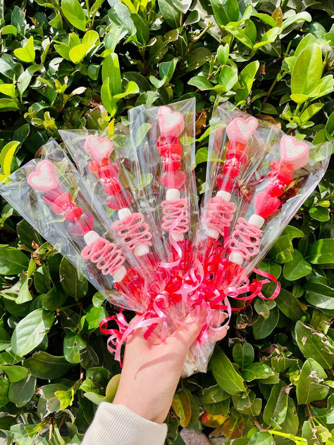 Birthday Party Favors, Party Decor, Birthday Treat, Valentines Party Favor, Candy Skewer, Candy, Kids Candy Galaxy Lollipops, Gummy Candy Kabobs, Valentines Class Party, Valentines Day Candy, Candy Kids, Candy Kabobs, Valentine Party Favors, Class Valentines, Birthday Treat