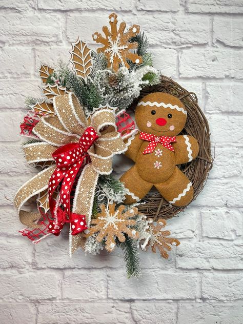 Winter Gingerbread Whimsical Wreath. Christmas Gingerbread Wreath, Winter Wreath - Etsy Gingerbread Office Door Decorations, Whimsical Holiday Decor, Gingerbread Wreaths Christmas, Nutcracker Wreath Ideas, Gingerbread Wreaths, Gingerbread Man Crafts, Christmas Wreath Designs, Diy Gingerbread, Gingerbread Wreath