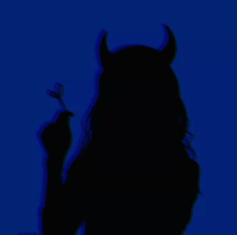 Demon Aestethic Girl, Demon Horns Aesthetic, Secret Pfp, Blue Demon Aesthetic, Blue Succubus, Devil Girl Aesthetic, Demon Girl Aesthetic, Horns Aesthetic, Devilcore Aesthetic