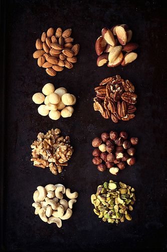 How-to Make Homemade Nut Butters Homemade Nut Butter Recipes, Nut Butter Recipes, Homemade Nut Butter, Vegan Nutella, Homemade Nutella, How To Roast Hazelnuts, Nuts And Seeds, Nut Butters, Butter Recipe