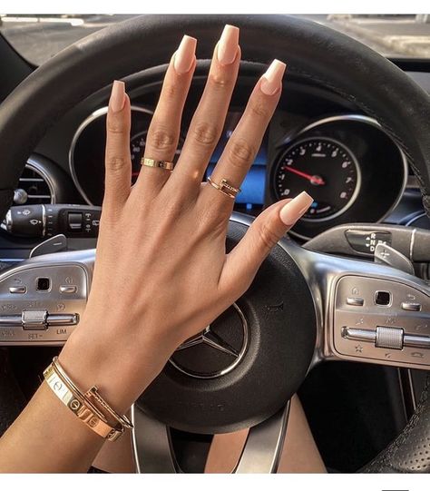 Cartier Love Ring Band, Rings Aesthetic Cartier, Love Ring Cartier Stack, Love Cartier Ring, Cartier Ring Aesthetic, Ring Stack Cartier, Cartier Love Ring Stack, Cartier Ring Stack, Love Ring Stack