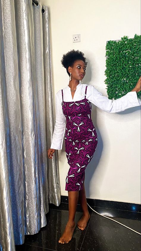 Simple bustier dress tutorial Ankara Pinafore, Dress From Scratch, Simple Dress Styles, Ankara Dress Designs, Chic Dress Classy, Ankara Dress Styles, Dress Tutorial, African Print Dress Ankara, African Print Clothing