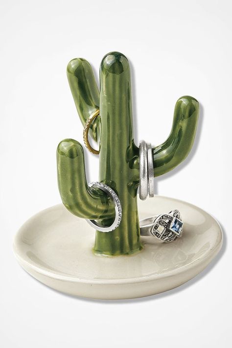 Cactus Ring Holder, Cactus Ring, Cactus Party, Diy Air Dry Clay, Pear Cactus, Sculpture Art Clay, Air Dry Clay Projects, Cerámica Ideas, Clay Diy Projects