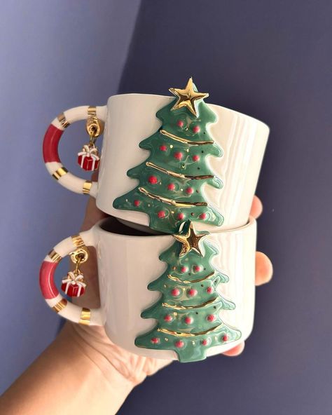 Limited Edition Christmas Mug… #ceramichomedecor #ceramics #ceramicmug #christmastreemug #handmadeceramics #elyapımıseramik | Instagram Diy Christmas Mugs, New Year Diy, Ceramics Pottery Mugs, Ceramic Christmas Decorations, Christmas World, Cup Crafts, Cup Art, Pottery Crafts, Teapots And Cups