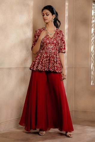 Shop for OMANA BY RANJANA BOTHRA Zareen Flower Embroidered Peplum Top And Sharara Set for Women Online at Aza Fashions Peplum Top Outfits Indian, Peplum And Skirt, Top And Sharara Set, Organza Frocks, Peplum Top Outfits, Silk Sharara, Red Peplum Tops, Sharara Designs, Simple Frock Design