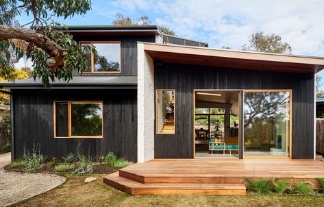 Warehouse Renovation, Dulux Natural White, Working Farm, Top Architects, Beach Shack, Most Beautiful Gardens, Australian Architecture, Exterior Cladding, Coastal Home