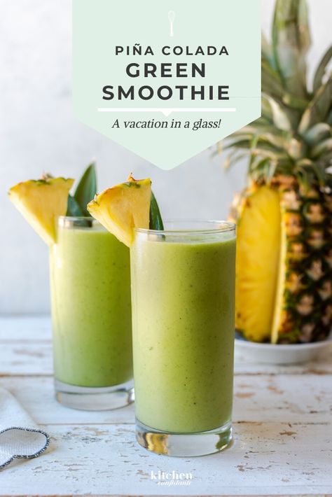 Breakfast Green Smoothie, Smoothie Recipes Easy, Smoothie Pineapple, Easy Vegan Breakfast, Pineapple Smoothie Recipes, Apricot Smoothie, Easy Breakfast Smoothies, Blackberry Smoothie, Pina Colada Smoothie