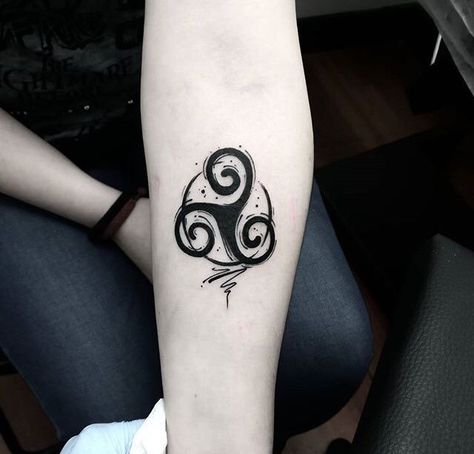 Unalome Tattoo Ideas, Unalome Tattoos, Triskelion Tattoo, Dandelion Tattoo Design, Hip Tattoo Designs, Pagan Tattoo, Tattoo Ideas Males, Tattoo Artist Tattoo, Buddha Tattoo Design