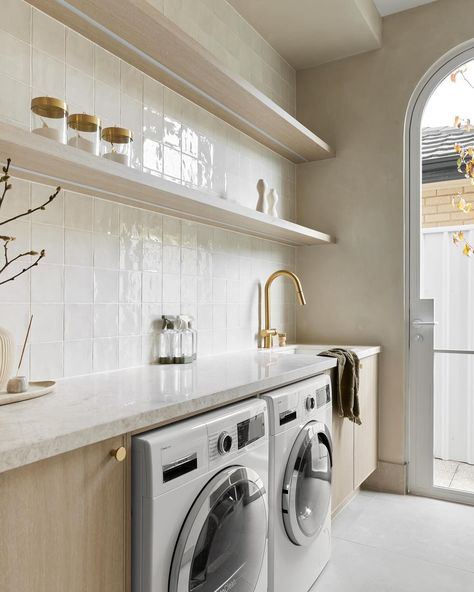 Utility Room Inspiration, Ensuite Design, Dream Laundry Room, Laundry Room Layouts, Laundry Room Renovation, Laundry Design, Modern Laundry Rooms, Laundry Room Remodel, Laundry Room Inspiration