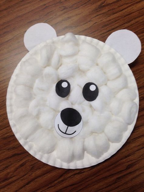 Glue cotton balls on a paper plate to make a polar bear Polar Bear Craft Preschool, Bear Crafts Preschool, Polar Bears Activities, Winter Animal Crafts, Polar Bear Face, Easy Winter Crafts, Polar Bear Craft, Bear Craft, Polar Bear Art