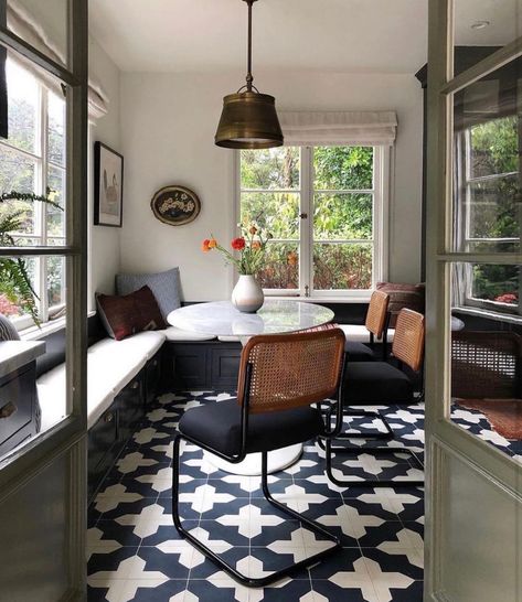 Black And White Tile, Hollywood Hills Homes, Eclectic Dining, Patterned Floor Tiles, Breakfast Nooks, Banquette Seating, Kitchen Nook, Dining Nook, Tile Flooring