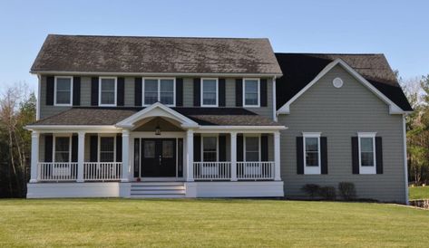 Colonial House Porch, Front Porch Colonial House, Colonial Porch Ideas, Colonial House With Front Porch, Front Porch Addition Colonial, Colonial House Front Porch, Colonial Front Porch Ideas, Colonial Front Porch, Colonial Porch