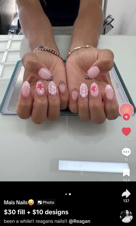 Really Cute Nail Designs, Really Easy Nail Designs For Beginners, Red Nail Design Ideas, Cute Pearl Nails, Mixed Design Nails, Nail Inspo With Design, Fun Nail Inspo 2024, Simple Cruise Nails, Pink Shell Nails