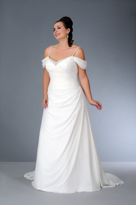 SON91357 from Sonsie by Veromia in Rum Pink.  A girl is never too old or too married to plan another wedding lol Wedding Dresses For Plus Size, Wedding Dresses For Curvy Women, Dresses For Plus Size, Wedding Dresses Taffeta, Curvy Dresses, Bridal Gown Styles, Plus Size Wedding Gowns, Plus Size Bride, Wedding Women