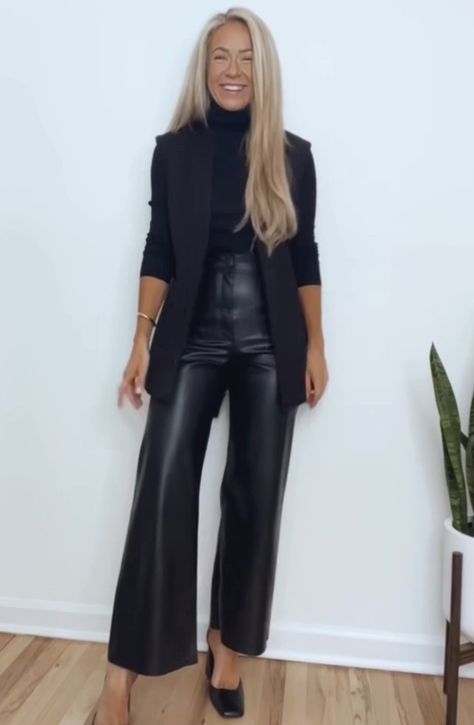 All Black Cosmo Outfits, Leather Flair Pants Outfits, Black Blazer And Black Pants Outfit, Black Leather Pants With Blazer, Black Leather Flares Outfit, Leather Wide Leg Trousers Outfit, Black Coated Pants Outfit, Leather Pants Wide Leg Outfit, Leather Pants Cocktail Outfit