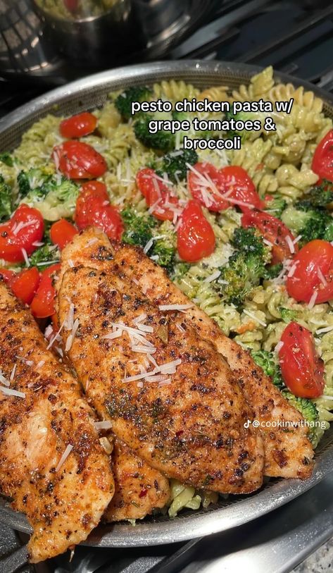 Low Cal High Density Recipes, Food For Work Lunch Meal Prep, Healthy Meals For Dinner Families, Food To Meal Prep, Filling Meatless Meals, Clean Lunch Ideas For Work, Prediabetic Dinner Ideas, Non Oily Food Recipes, Gut Friendly Dinner Recipes