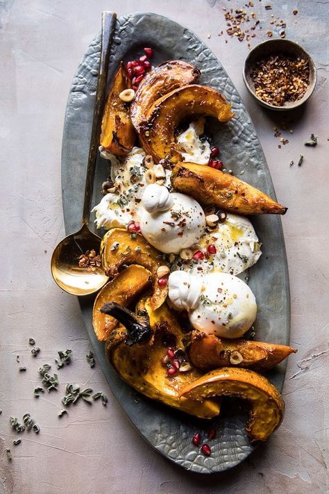 Honey Butter Roasted Acorn with Burrata and Pomegranate | halfbakedharvest.com @hbharvest #weihnachtsessen #beilage Winter Appetizers, Winter Squash Recipes, Acorn Squash Recipes, Half Baked Harvest, Acorn Squash, Honey Butter, Squash Recipes, Thanksgiving Recipes, Fall Recipes