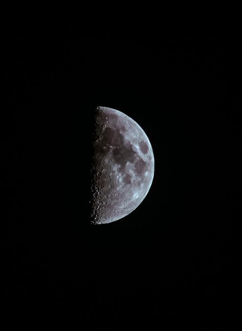 Last Quarter Moon Wallpaper, First Quarter Moon Wallpaper, First Quarter Phase Moon, 1st Quarter Moon, Moon Phases Pictures, First Quarter Moon, Quarter Moon, The Moon Is Beautiful, Beautiful Moon