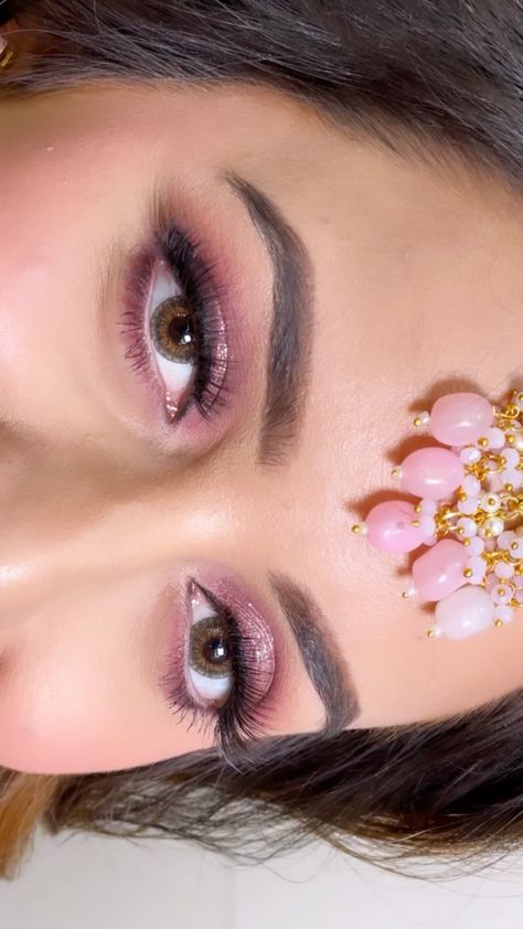 poojasonikhairandmakeup on Instagram: Pink pink 💕 #eyemakeup #pinkeyeshadow #engagementeyemakeup Desi Pink Makeup, Pink Lehenga Makeup Look, Punjabi Makeup, Pink Dress Makeup, Desi Bridal Makeup, Pink Wedding Makeup, Pink Lengha, Ethnic Makeup, Indian Makeup Looks