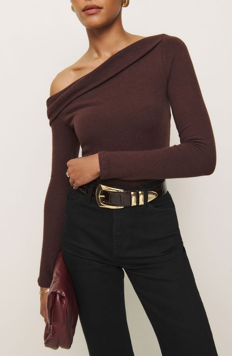 Reformation Elio Off the Shoulder Knit Top available at #Nordstrom Chic Long Sleeve Top, Chocolate Top Outfit, Romantic Classic Ingenue Style, Brown Off Shoulder Top Outfit, Brown Off The Shoulder Top Outfit, Long Sleeve Going Out Tops, Holiday Tops For Women, Women Holiday Outfits, Theatrical Romantic Style