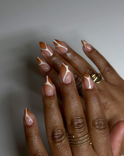 🫶🏾🥰 thanks for today Fall Nail Designs For Beginners, Fall Neutral Nail Designs, Fall Short Square Nails Ideas Autumn, Nail Into Almond, Fall Swirl Nail Designs, Geometric Nails Design, Fall Nails With White, Pinkish Brown Nails, Nail Art On Short Natural Nails