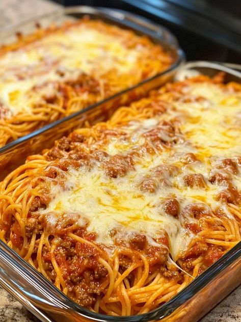 Baked Church Supper Spaghetti – choose a recipe Spaghetti Pizza Casserole Recipe, Spaghetti For 20 People, Baked Church Supper Spaghetti, Spaghetti Dinner For A Crowd, Church Supper Spaghetti, Slow Cooker Church Supper Spaghetti, Spaghetti Baked Casserole, Baked Spaghetti For A Crowd, How To Serve Spaghetti At A Party