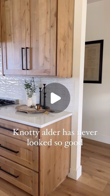 @HilltopHomestead on Instagram: "Don’t lie…you know you got excited when that song came on. Shout out to my moms out there raising kids with good values but can sing every lyric to an Eminem song. 😉 

Back to the cabinets. Aren’t they dreamy? Knotty alder wood stained with Minwax Weathered Oak. 👌

.
.
.
#knottyalder #kitchencabinets #rustickitchen #customkitchen #cabinetry #modernrustic #rusticmodern #modernfarmhouse #farmhouse #farmhousekitchen #frombuildtobuilt #homeswithpurpose #idahome" Stains On Oak Wood, Stained Wood Kitchen Cabinets Farmhouse, 2024 Wood Stain Trends, Knotty Oak Kitchen Cabinets, Kitchen Cabinet Stain Ideas, Adler Cabinets Knotty, Knotty Alder Cabinets With Wood Floors, Light Stain Cabinets, Stained Cabinets With Wood Floors