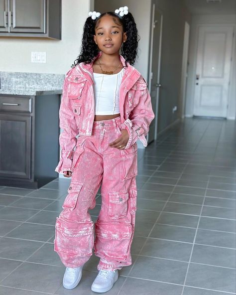 Cus Kids Can Be Fashionistas, Too! 💕 🔎 Billie Cropped Cargo Jacket ⁠ 🔎 Billie Low Slung Cargo Jeans ⁠ Size 8 To Size 4, Trendy Kids Outfits Daughters, Black Kids Outfits Daughters, Fashion Nova Fits, Lily High Rise Cargo Jeans, High Rise Cargo Jeans, Kids Outfits Daughters, Black Kids Fashion, Cute Dress Outfits