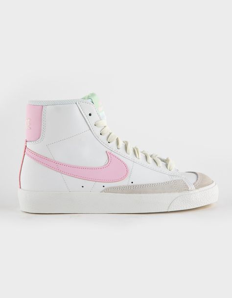 Pastel Nike Shoes, Cute Nike Shoes For Women Sneakers, Preppy Shoes For School, Preppy Nike Shoes, Cute Shoes For Teen Girls, Shoes For Teen Girls, Cute Shoes For School