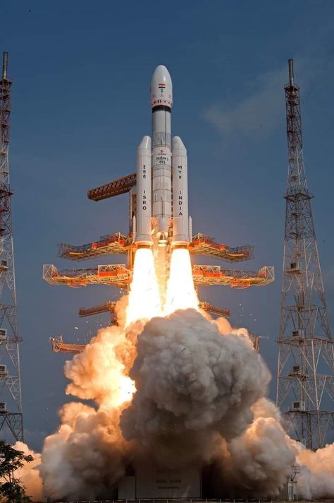 Chandrayan 3, Nasa Launch, Indian Space Research Organisation, Ms Dhoni Wallpapers, Dancer Painting, Ms Dhoni Photos, Dhoni Wallpapers, Beach Background Images, Rocket Launch