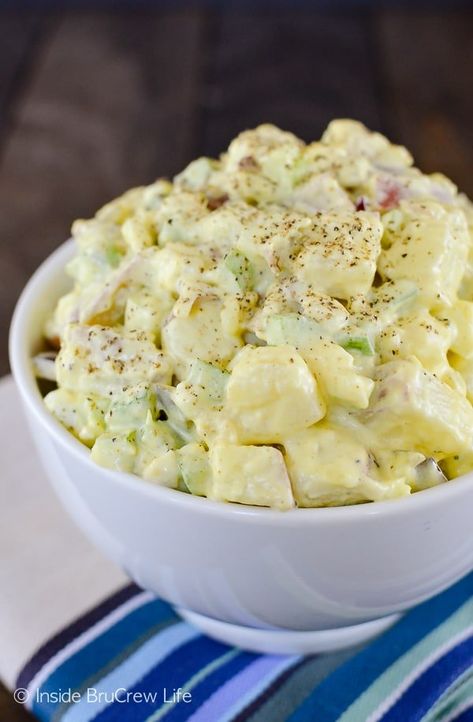 Mom's Potato Salad Groceries Budget, Macaroni Salads, Potatoe Salad, Homemade Potato Salads, Best Potato Salad Recipe, Easy Macaroni Salad, Veggie Pasta Salad, Potato Salad Recipe Easy, Cold Salads