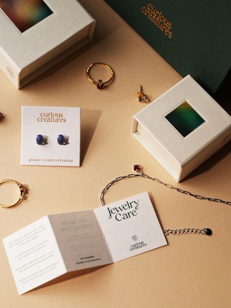 Innovative Jewellery Packaging, Jewellery Branding Design, Jewellery Packaging Ideas, Jewelry Packaging Ideas, Packaging Jewellery, Jewellery Branding, Jewelry Packaging Design, Luxe Aesthetic, Jewelry Box Design