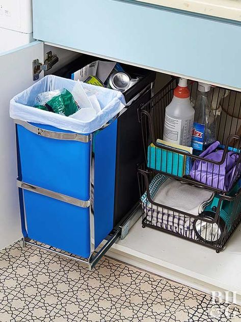 Itty Bitty Kitchen Storage under sink Apartment Kitchen Organization, Organiser Cucina, Kitchen Sink Organization, 2024 Kitchen, Diy Kitchen Storage, Sink Storage, Sink Organizer, Kitchen Cabinet Organization, Practical Storage