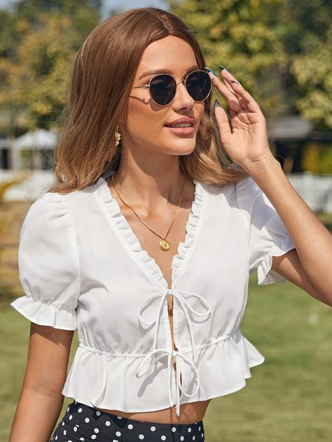 [CommissionsEarned] White Boho Short Sleeve Rayon Plain Non-Stretch Summer Women Tops, Blouses And Tee #whitebohoblouse Lace Blouse Styles, White Boho Blouse, Cute Short Dresses, Fashion Tops Blouse, Special Clothes, Boho Blouse, Cute Blouses, Hem Top, Boho Blouses