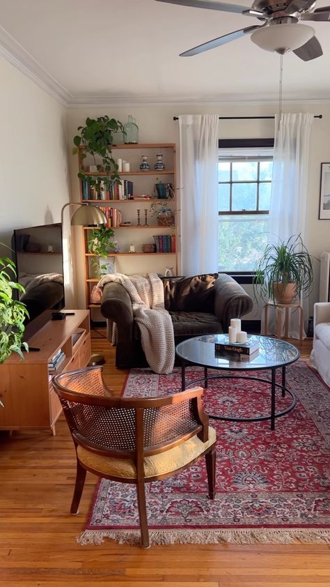 My living room 🥲🥹❤️‍🔥 I'm so so happy with how it's turning out!! This apartment means so much to me bc it's the first space I've been… | Instagram Older Apartment Ideas, Bonus Room Off Kitchen, Apartment Living Room With Tv, Old Apartment Living Room, Small Living Room With Balcony, Living Room Inspiration Simple, Granola Living Room, Midcentury Modern Small Apartment, Small Dining Room And Living Room Combo