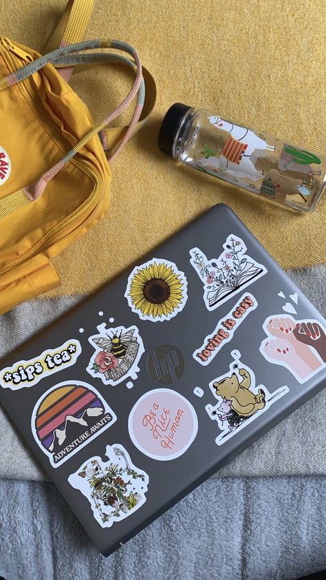 Stickers On Laptop Layout, Laptops With Stickers, Diy Laptop Stickers, New Laptop Aesthetic, Decorating Laptops With Stickers, Aesthetic Laptop With Stickers, Good Laptops, Noted Aesthetic Ideas, Computer With Stickers